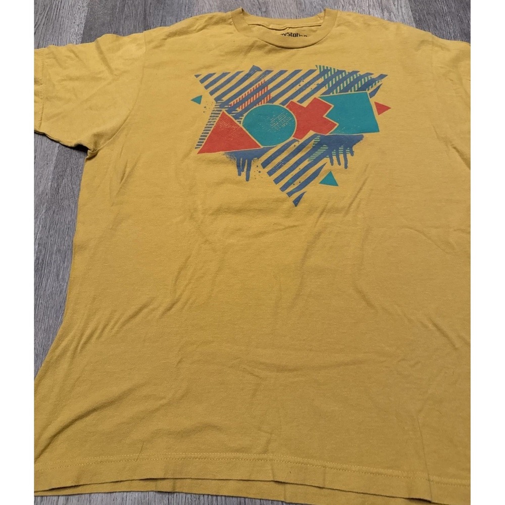 PlayStation‎ Graphic T-Shirt Ripple Junction Yellow Size L 27x21 Retro Gamer